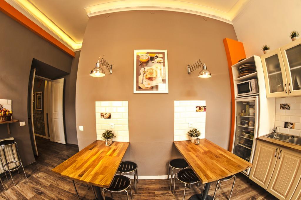 Hostel Rynek 7 Cracovie Extérieur photo