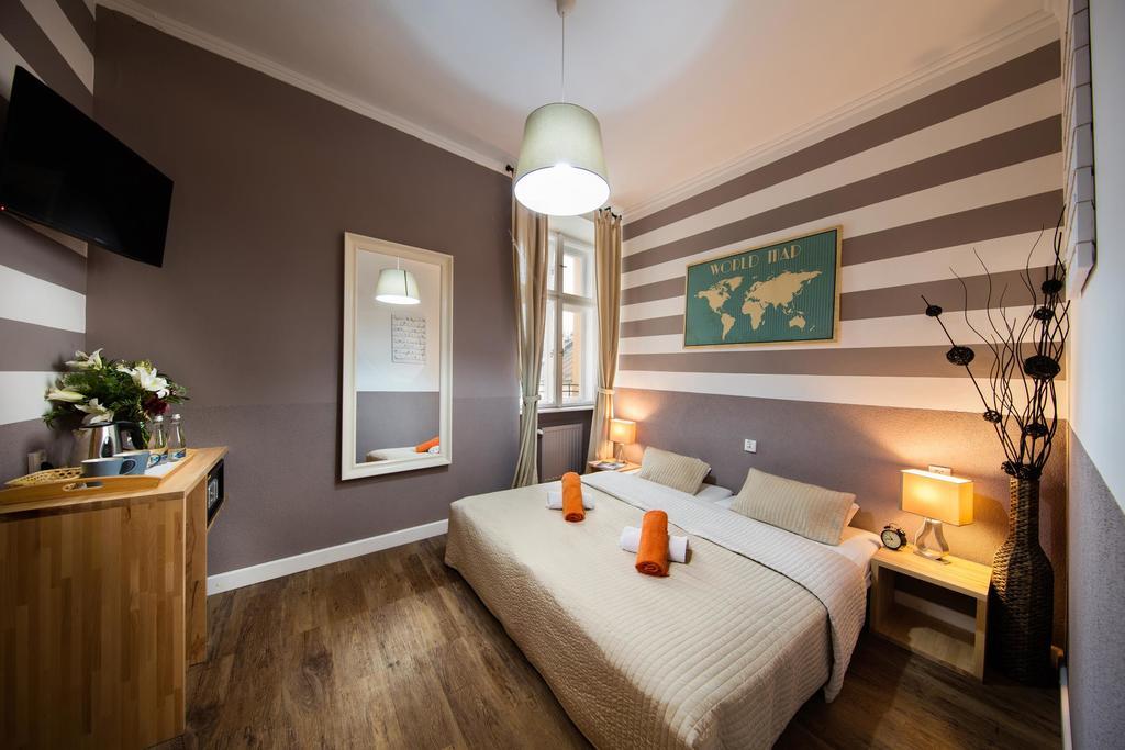 Hostel Rynek 7 Cracovie Extérieur photo