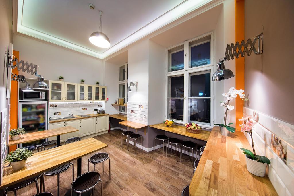 Hostel Rynek 7 Cracovie Extérieur photo
