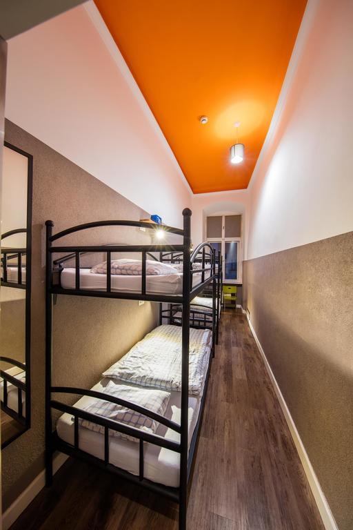 Hostel Rynek 7 Cracovie Extérieur photo